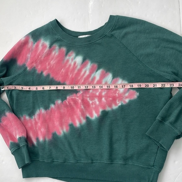 WILDFOX Watermelon Wash Sommers Sweatshirt Size Medium Green and Pink Tie-Dye - Picture 15 of 17